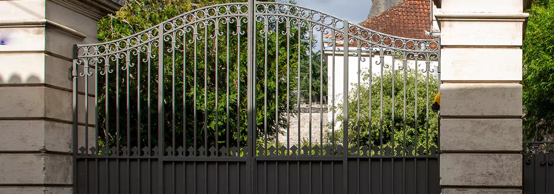 Wooden Swing Gate Repair in Bolingbrook